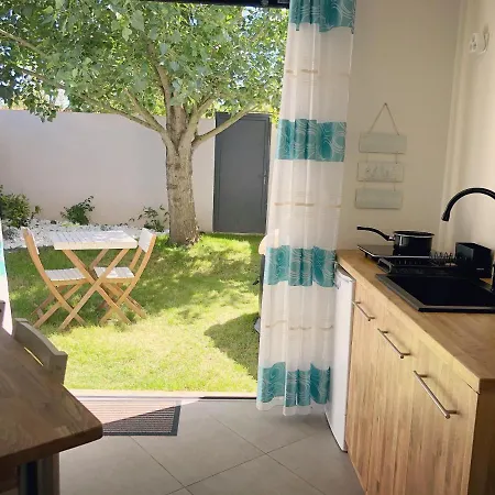 Estrella Avec Jardinet Et En Option 3*