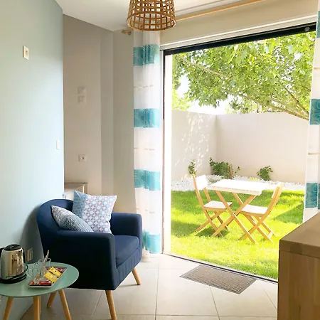 Estrella Avec Jardinet Et En Option Pensjonat Les Sables-dʼOlonne
